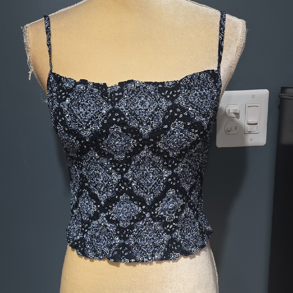 EasyRiders Black & Blue Printed Smocked Cami Top - Women's Sz L
